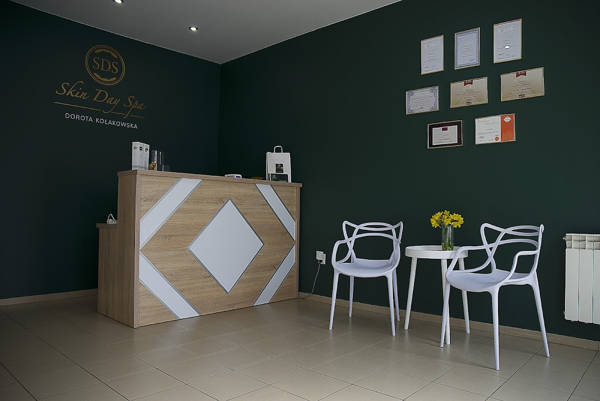 Recepcja Skin Day Spa z eleganckim wnętrzem